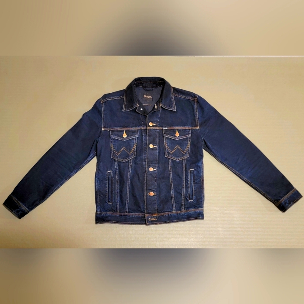 Denim western/trucker jacket.